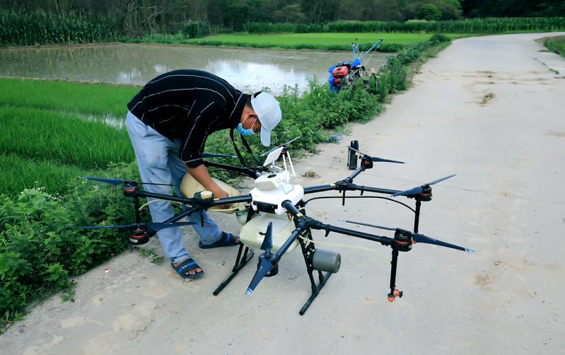 齒輪減速機加電機